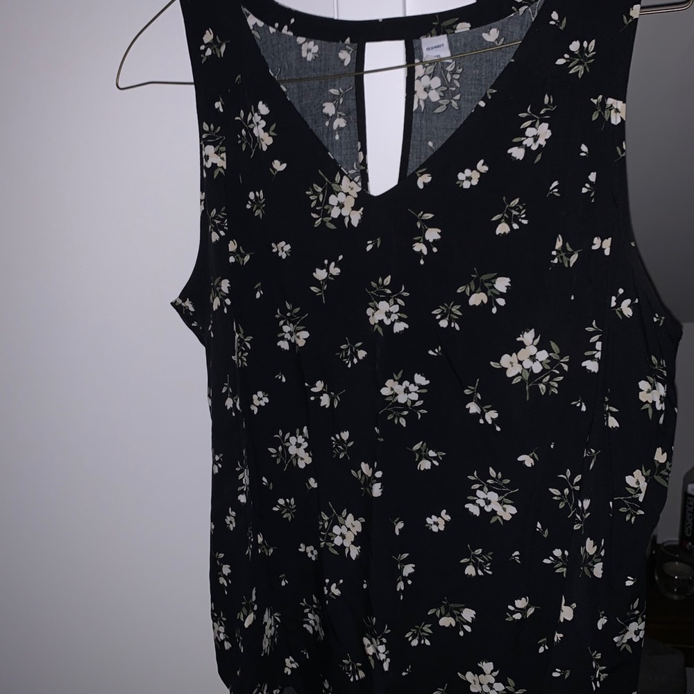Old navy blouse
